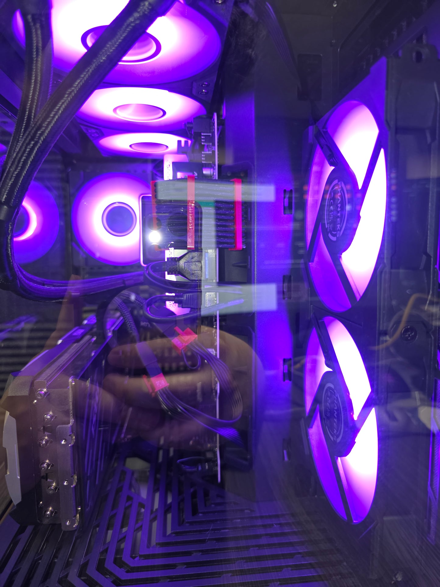Less Sharp Corner PC To Not Hurt Yourself
