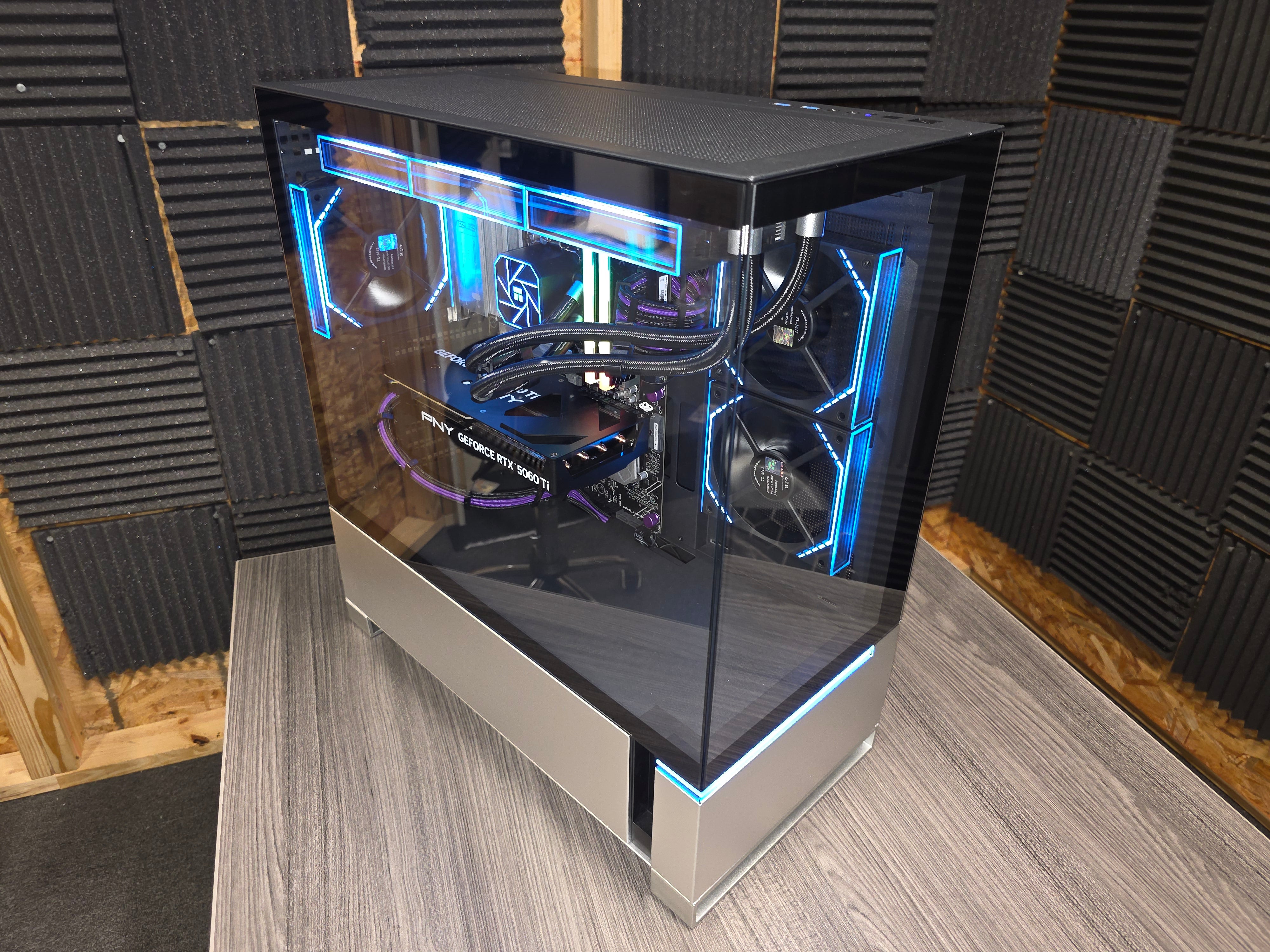Spacious PC To Stash Stuff In