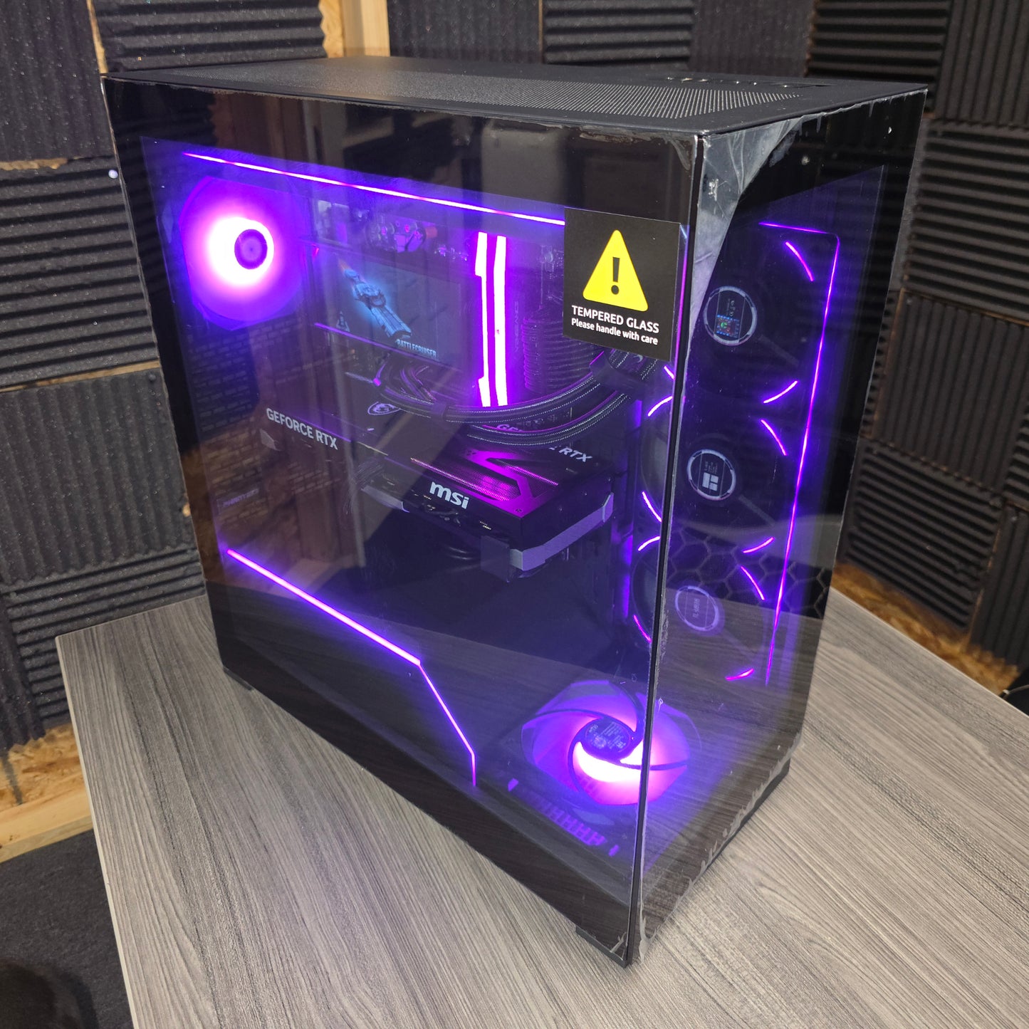 Built-In Ultrawide Screen Gaming Computer