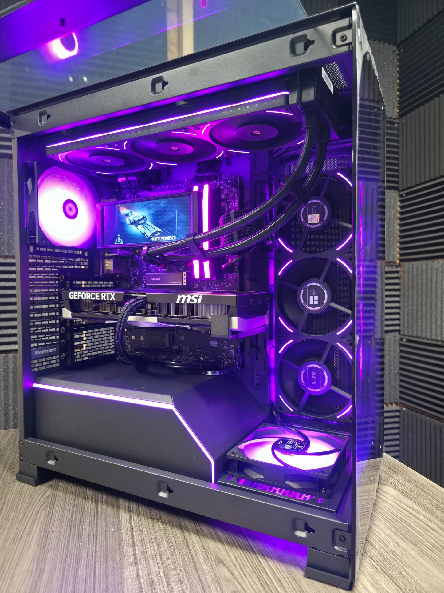 Built-In Ultrawide Screen Gaming Computer